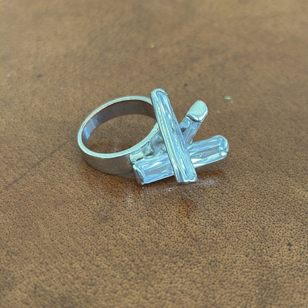 Crystal Design Ring